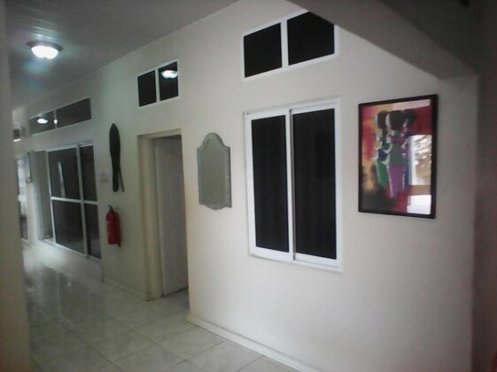 Ahoto Guest House - Photo5