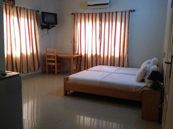 Hotel Francilia - Photo4
