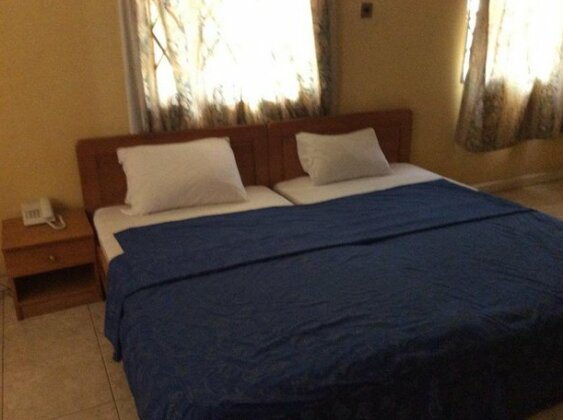 Nana Bema Hotel - Photo4