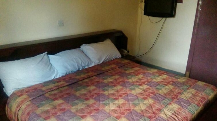 Stadium Hotel - Photo5