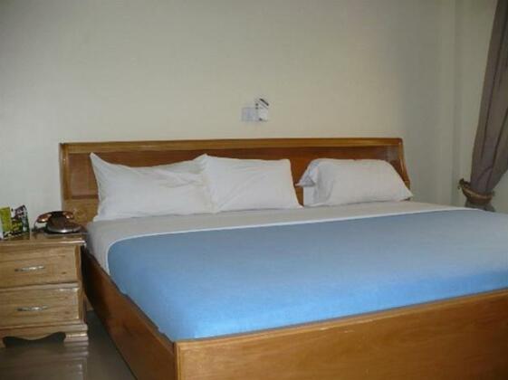 True Vine Hotel - Photo3