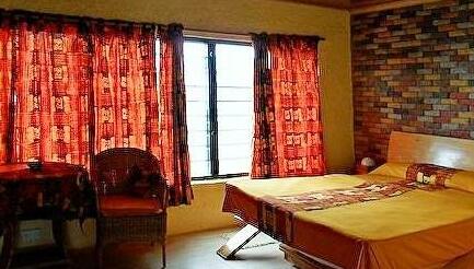 Biriwa Beach Hotel - Photo5