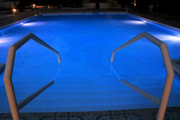 Kololi Beach Resort - Photo4