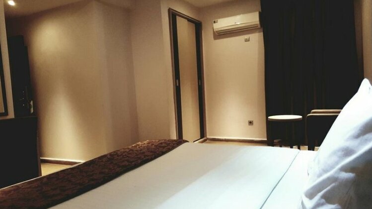 Grand Hotel Central - Photo4