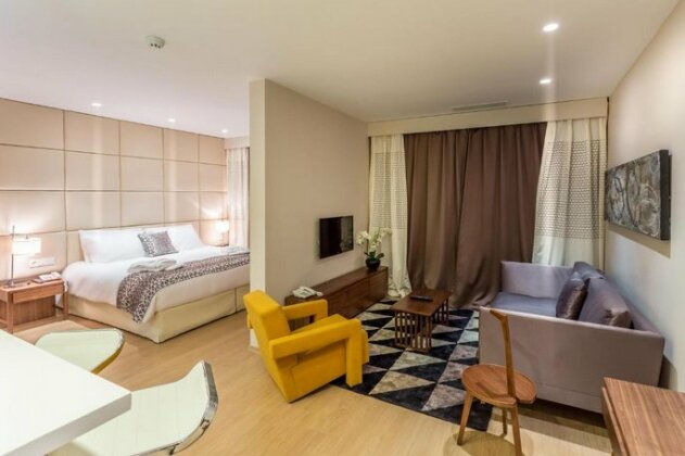Millenium Suites - Photo3