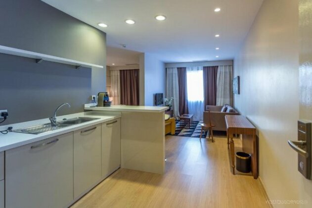 Millenium Suites - Photo4
