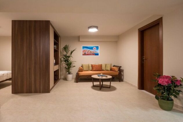 Fragika Homes Luxury Villas - Photo4