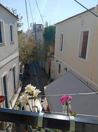 Aegina's Flowers house - Photo5