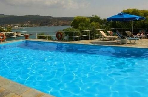 Apollo Hotel Aegina - Photo2