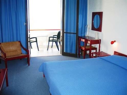Apollo Hotel Aegina - Photo3