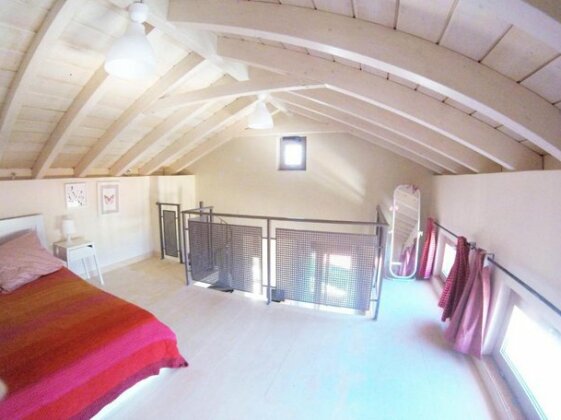 Arapakis Apartment