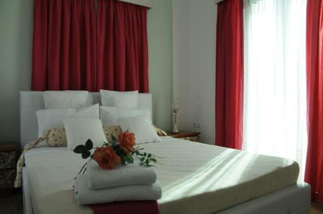 Bella Villa Aegina - Photo3