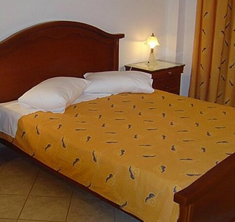 Costantonia Holiday Apartments - Photo4