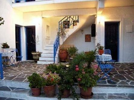 Electra Pension Aegina - Photo5