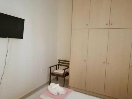 Eleni Apartment Aegina - Photo5