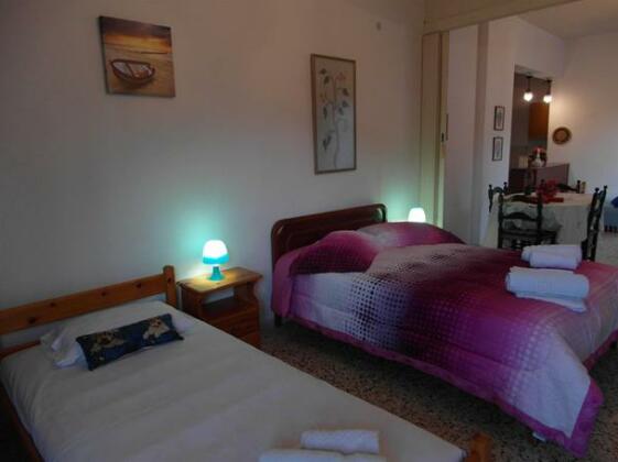 Eri Studios Aegina - Photo2
