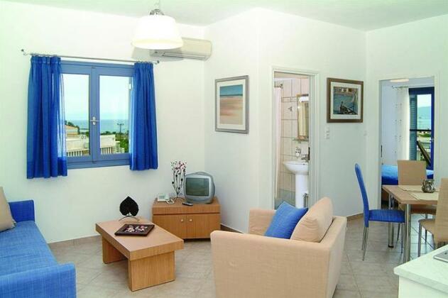 Fistikies Holiday Apartments - Photo3
