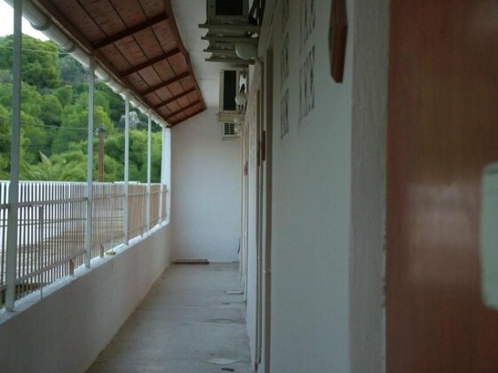 George's Apartment - Photo2