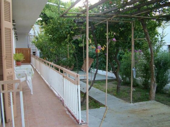 George's Apartment - Photo4