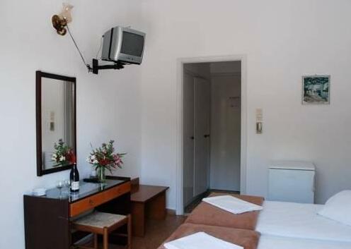 Hotel 3 Adelfia - Photo4