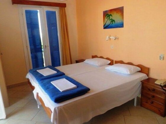 Hotel Marmarinos - Photo4