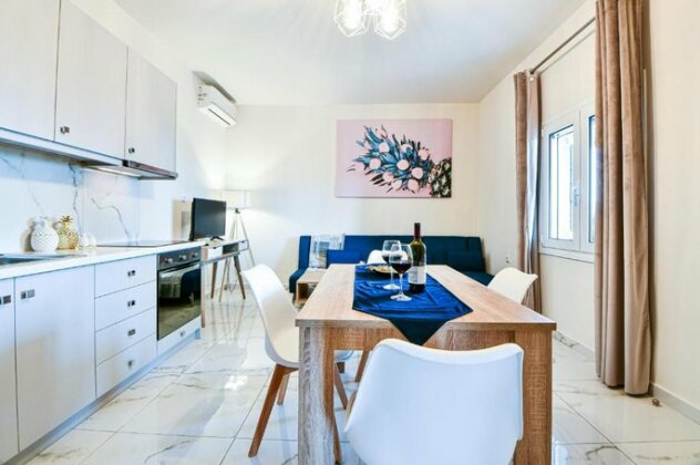 Koukounari Luxury Apartments - Photo5
