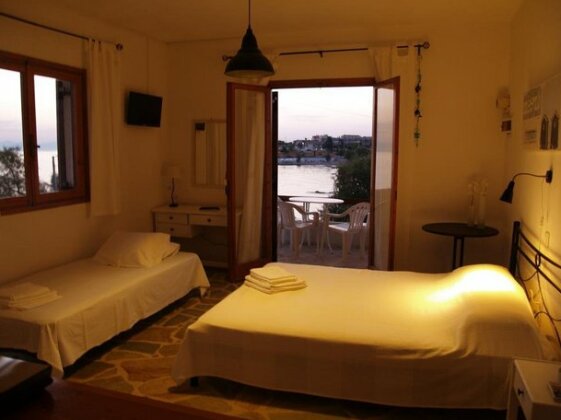 Mandalena's - Photo2