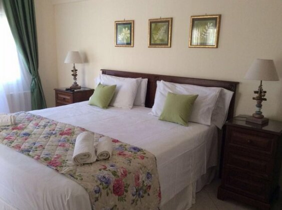 Perdika Suites - Photo4