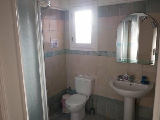 Stone house Aegina - Photo3
