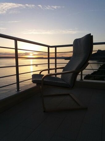 Thalassa Aegina - Photo2