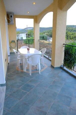 Vagia's Dream House - Photo5