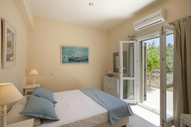Villa Waterfront - Photo4
