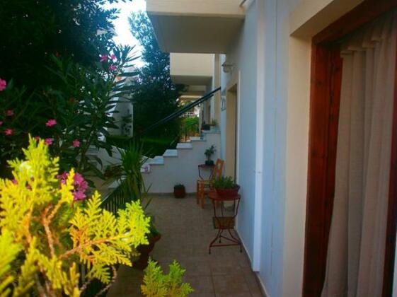 Antigoni Galini - Photo4