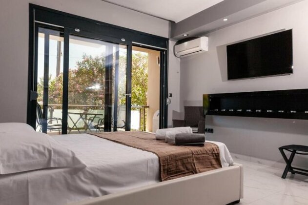 Blue Sky Apartments Sithonia - Photo2