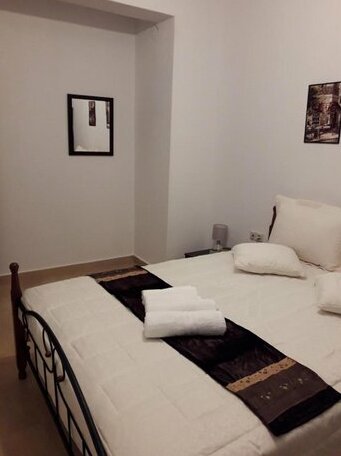 Nikiforos House - Photo3