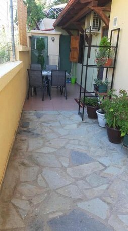 Vangel Backyard - Photo3