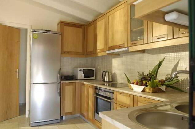 Miramare Villas - Photo4