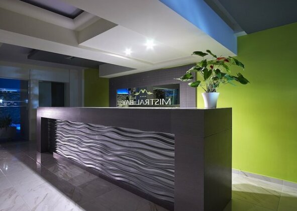 Mistral Bay Hotel - Photo4