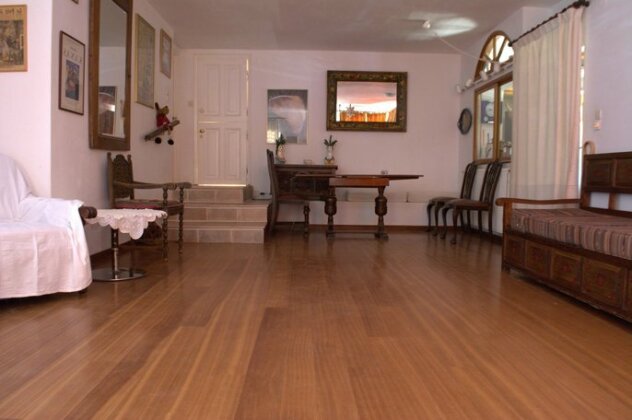 Phoebus Residence - Photo3