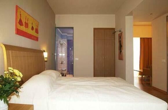 Sgouros Hotel - Photo2