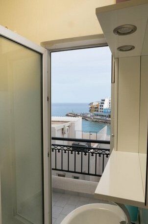 Spacious Apartment At Kitroplatia - Photo4