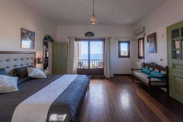 Villa Mirabello Suites - Photo4