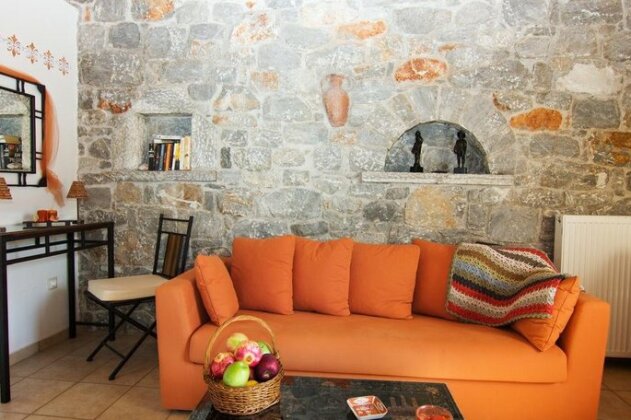 Stephanou Inn - Photo3