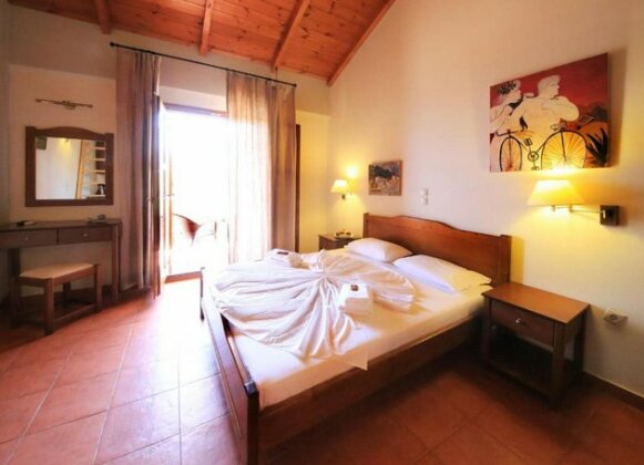 Xenios Apartments - Photo5