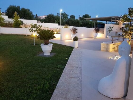 Elias Luxury Villa - Photo2