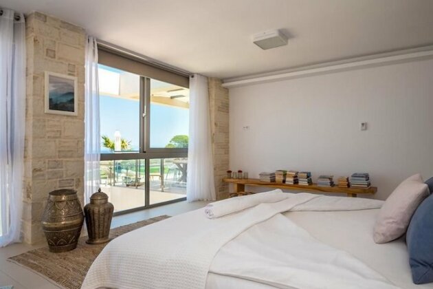 Elias Luxury Villa - Photo5