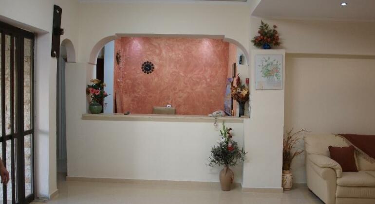 Hotel Pyrgos - Photo2