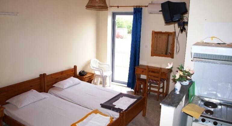 Hotel Pyrgos - Photo5