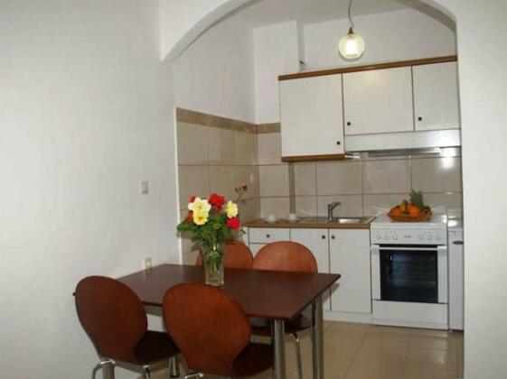 Krini - Photo4