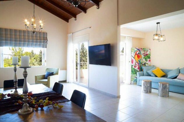 LOTOS - Luxury Apartments - Photo4